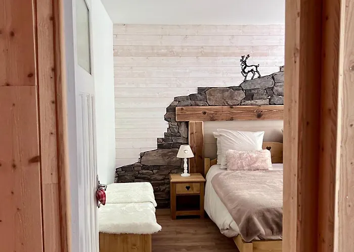 2 A 8 Personnes Style Avec Garage Prive Et Jardin Apartmán