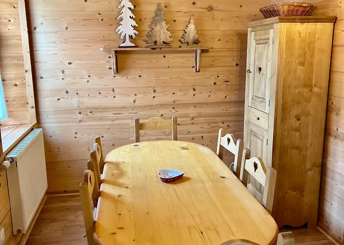 2 A 8 Personnes Style Avec Garage Prive Et Jardin *